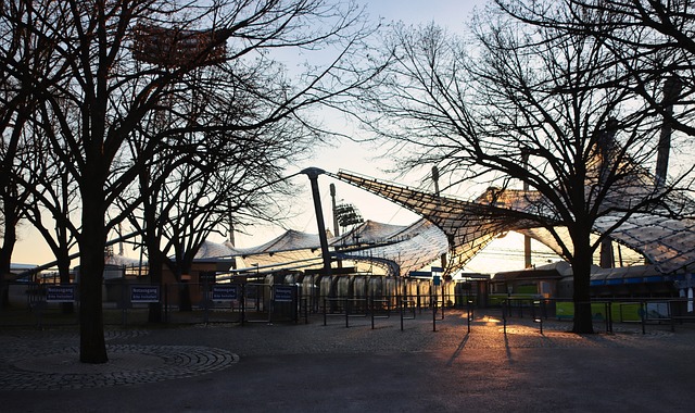 喜讯!国足3月25日踢澳大利亚首发将公布,塞鸟+韦世豪踢主力.